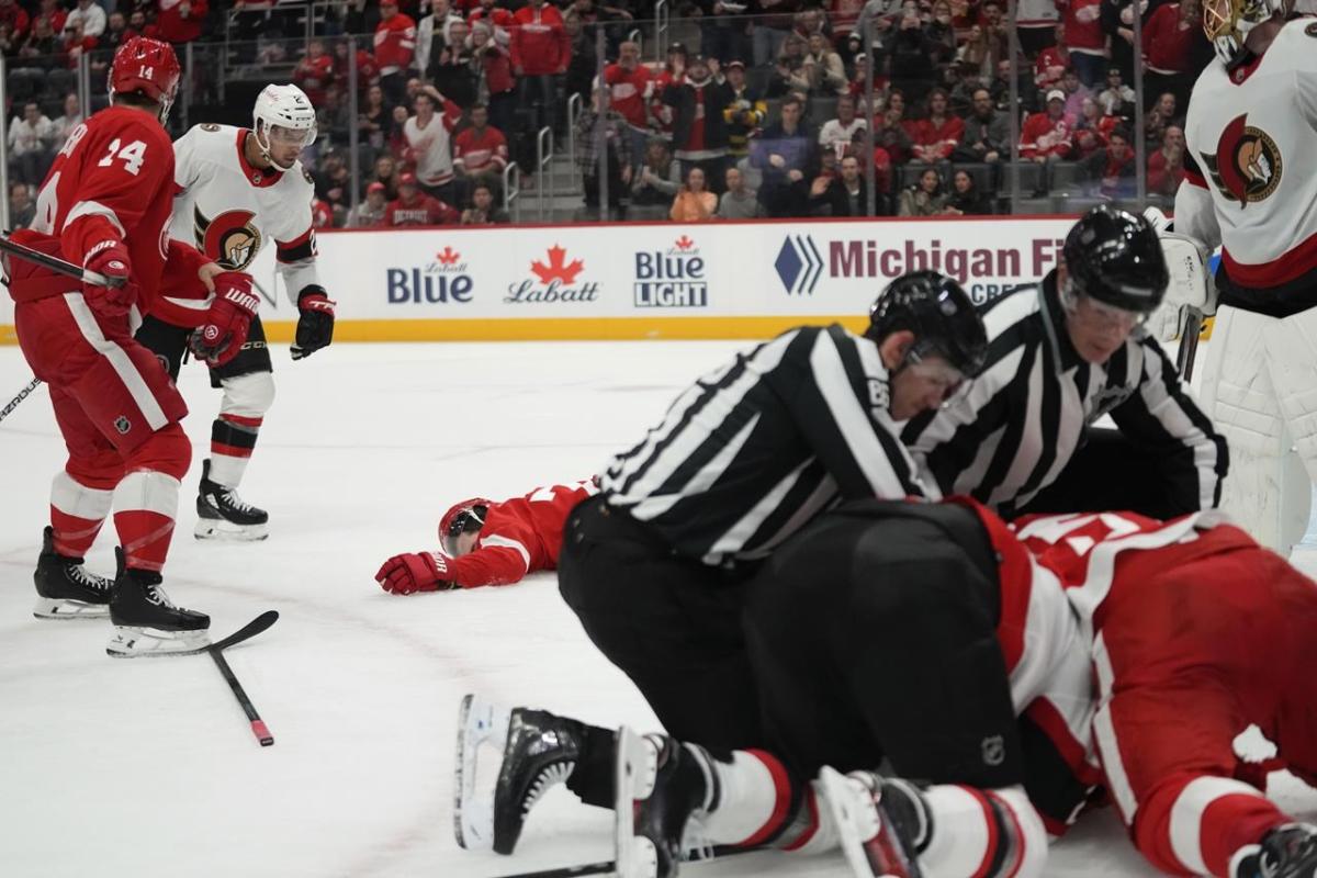 Vegas Golden Knights pummel Panthers, win their first Stanley Cup