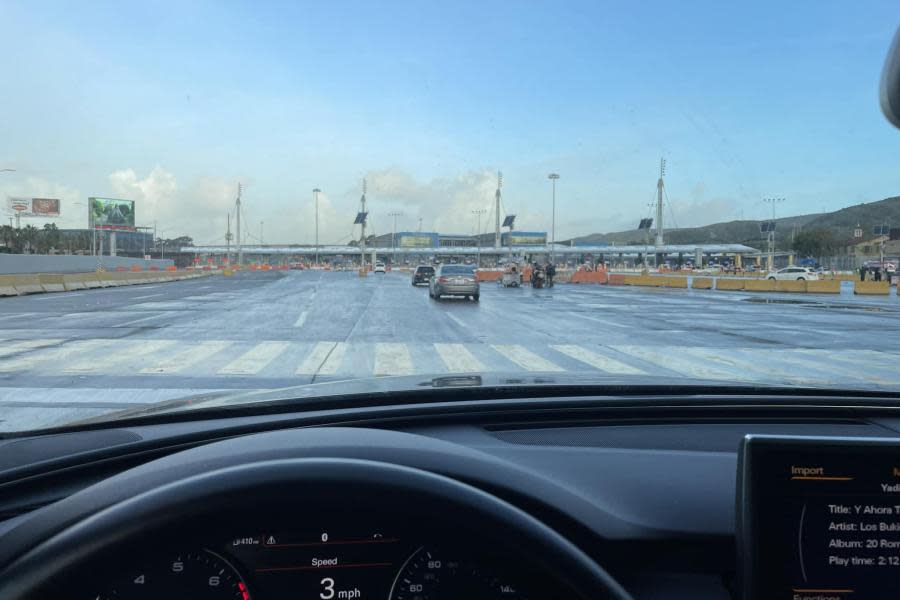 Primer lunes del 2023 empieza con poca fila en Garita de San Ysidro