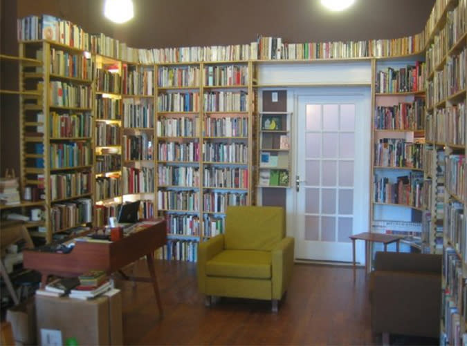 Rhode Island: Ada Books