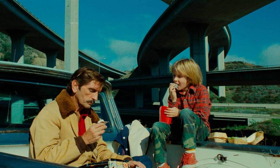 Harry Dean Stanton and Hunter Carson in Paris, Texas.