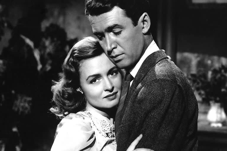 Donna Reed y James Stewart, la gran pareja protagónica de Qué bello es vivir