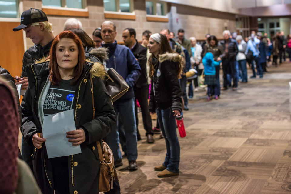 Democratic caucusgoers wait on line to caucus in West Des Moines, Iowa, on Feb. 1, 2016.&nbsp; (Photo: Brendan Hoffman/Getty Images)