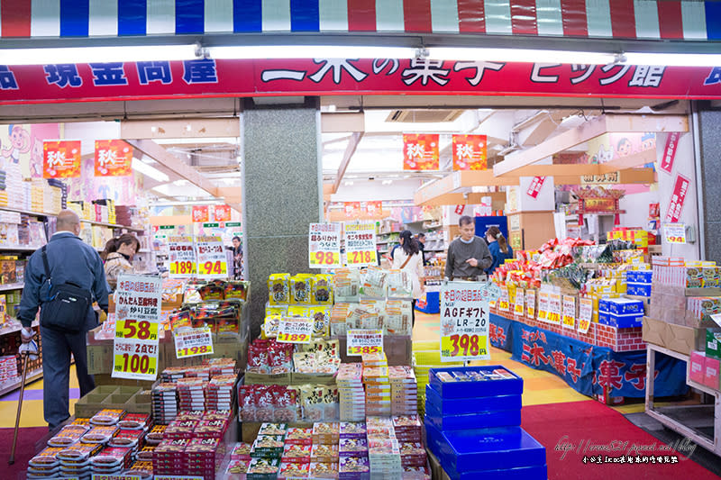 【東京上野】血拚零食藥妝的天堂，也是美食聚集地 阿美橫丁