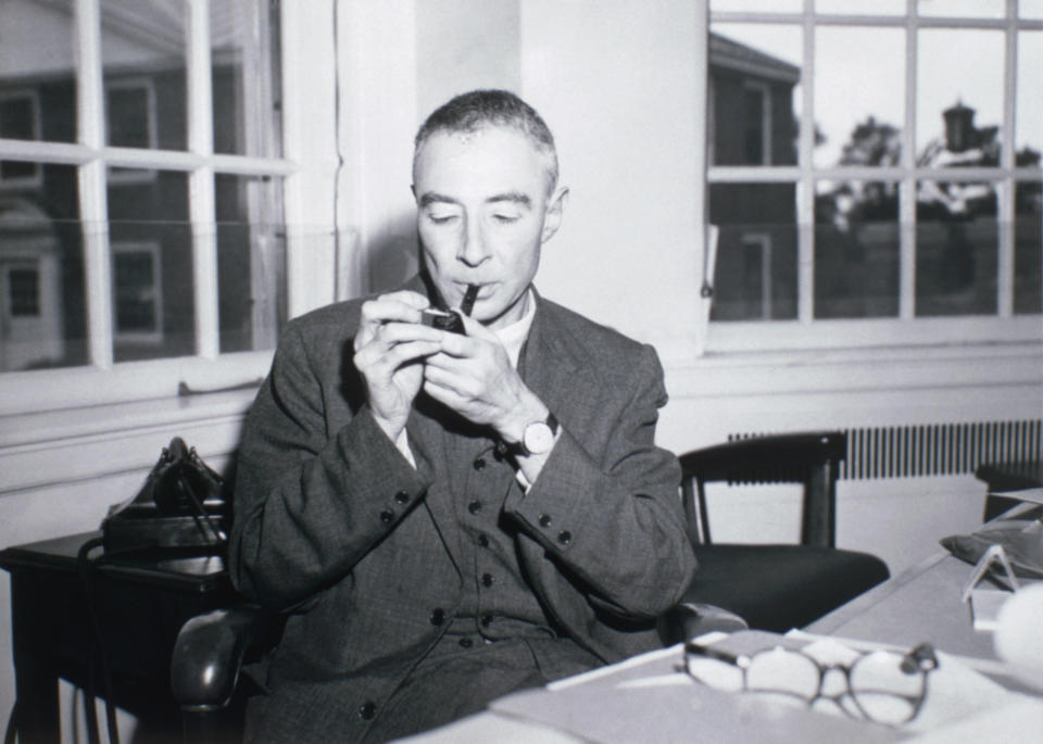  J. Robert Oppenheimer war Kettenraucher und starb mit 62 an Kehlkopfkrebs.(Bild: CORBIS/Corbis via Getty Images)