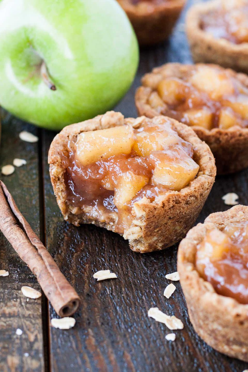 Apple Crisp Cookie Cups