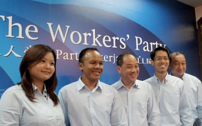 The Workers' Party unveiled its first four candidates on Wednesday. (From left to right: Lee Li Lian, Mohamed Faisal Abdul Manap, Low Thia Khiang, Gerald Giam and Eric Tan.) (Yahoo! photo/Alicia Wong)