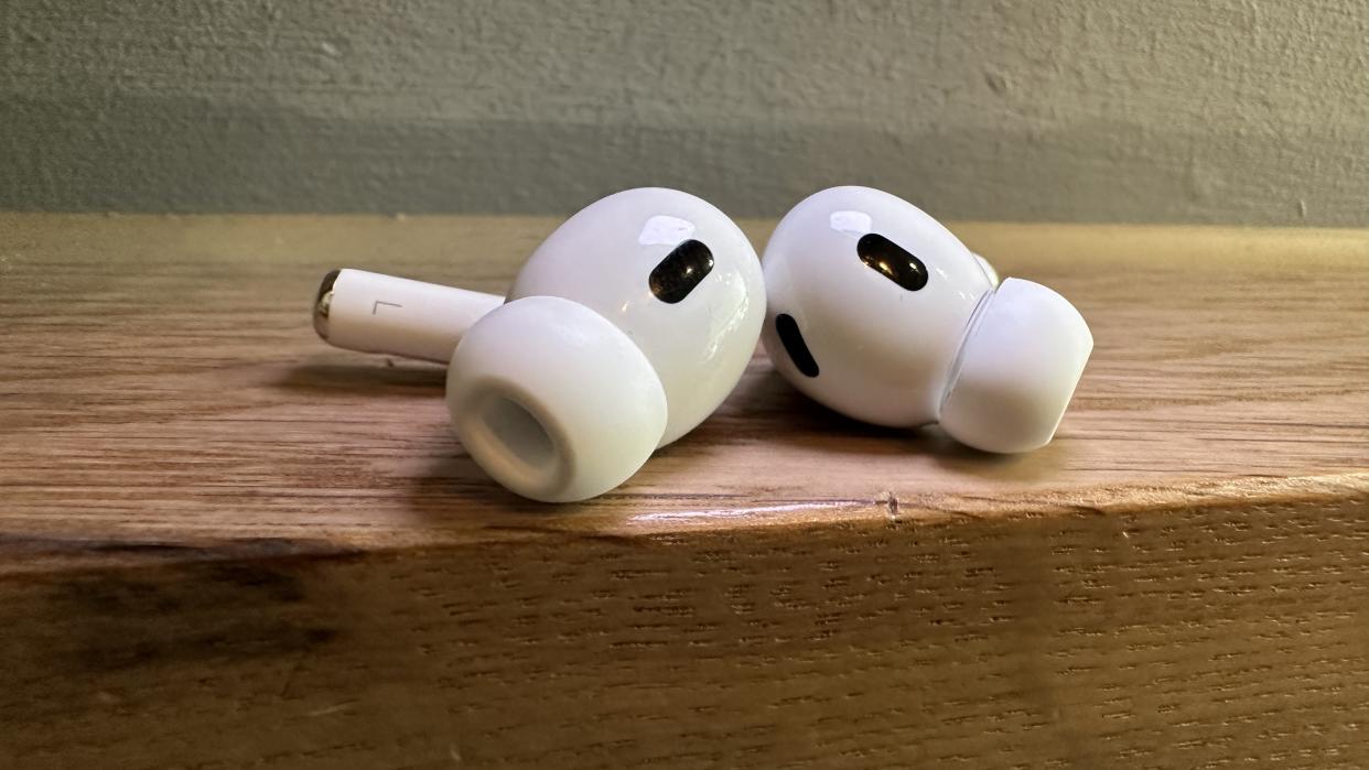  AirPods Pro 2 in action. 