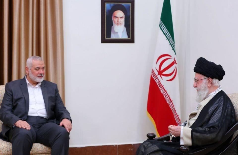 El líder de Hamás, Ismail Haniya, se reunió con el ayatolá Ali Jamenei en Teherán el pasado 5 de noviembre. (BBC)