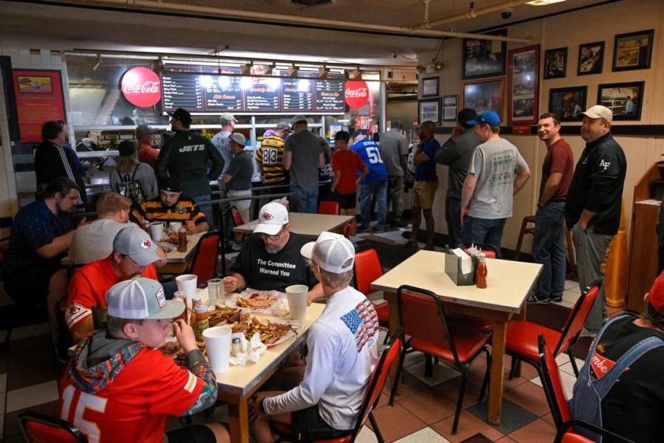 While some local businesses suffered, barbecue restaurants thrived during the NFL Draft. Fans flocked to Arthur Bryant’s Barbeque before the second round began Friday.