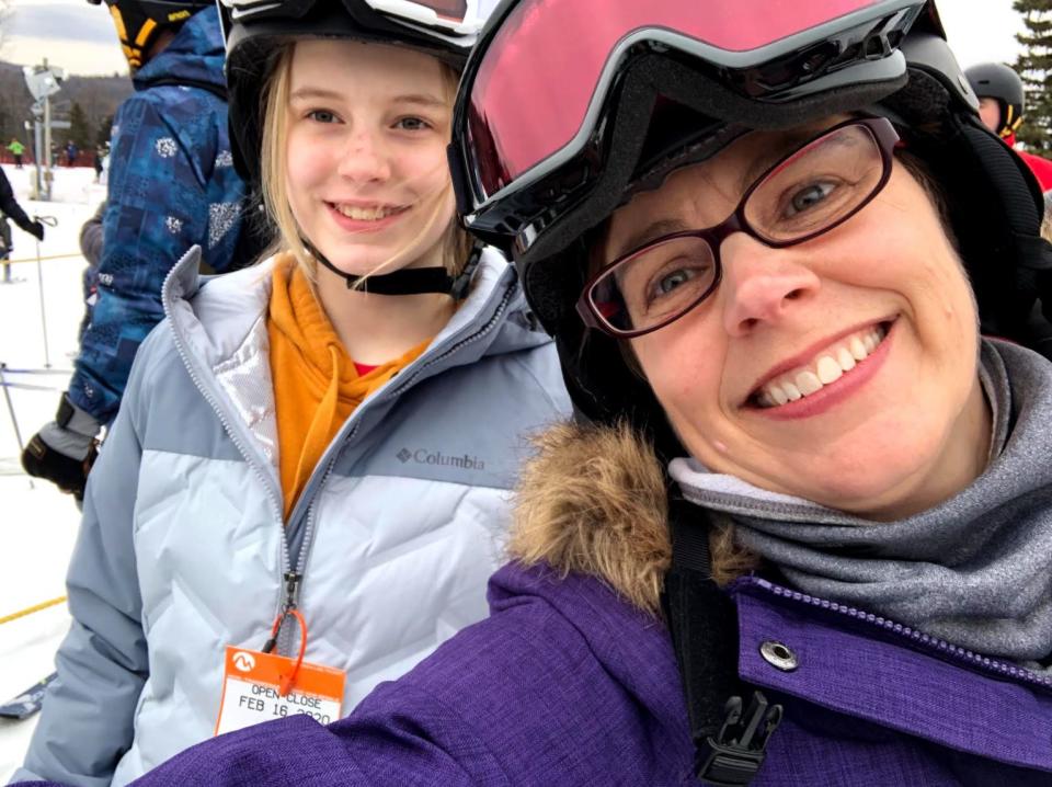 The author and her daughter, Abigail, skiing in February 2020, just weeks before the author became ill with COVID-19. (Photo: Courtesy of Ann E. Wallace)