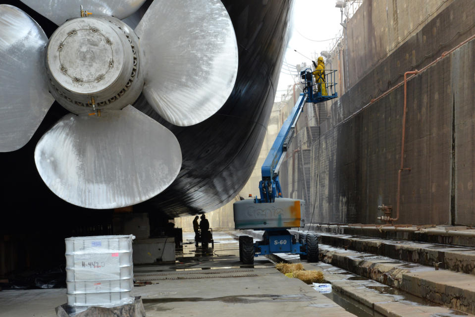 Coast Guard icebreaker Polar Star propeller hull dry dock