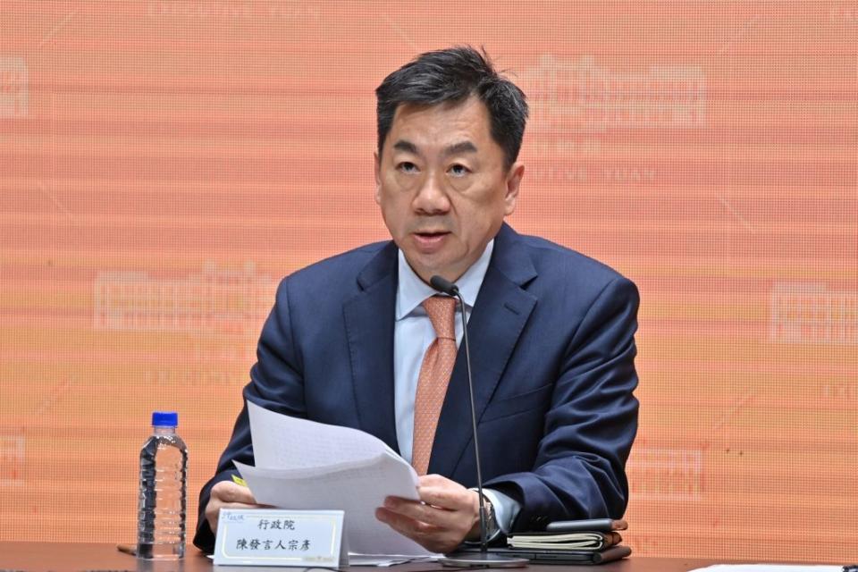 民眾黨質疑，陳建仁上任行政院長至今不到2個月，就發生前行政院發言人陳宗彥因為接受性招待風波下台、前運安會主委楊宏智蹺班泡湯、農委會主委陳吉仲處理缺蛋不力、國防部長邱國正國軍管理失靈和外交部長吳釗燮斷交危機頻傳。(資料照)