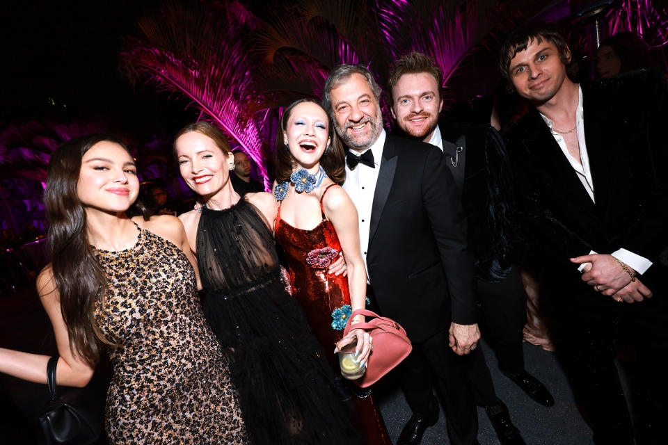 Olivia Rodrigo, Leslie Mann, Iris Apatow, Judd Apatow, Finneas & Mark Foster