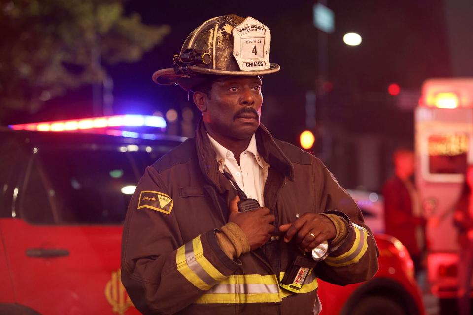 CHICAGO FIRE -- "Completely Shattered" Episode 1103 -- Pictured: Eamonn Walker Battalion as Wallace Boden