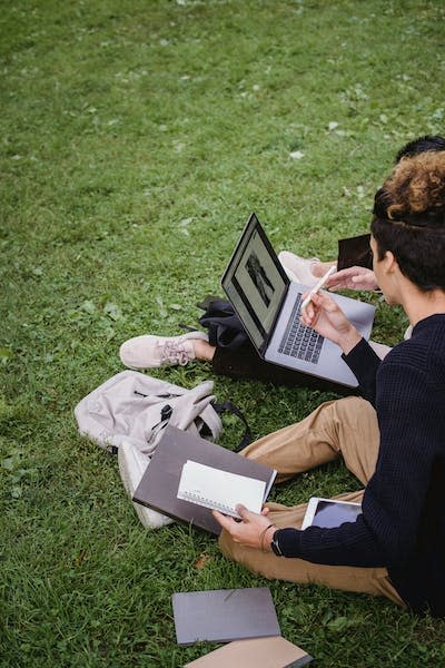 There were 1.6 million university students in Australia as of 2021. <a href="https://www.pexels.com/photo/students-studying-on-green-grass-field-5553065/" rel="nofollow noopener" target="_blank" data-ylk="slk:Armin Rimoldi/ Pixels;elm:context_link;itc:0" class="link ">Armin Rimoldi/ Pixels</a>, <a href="http://creativecommons.org/licenses/by-sa/4.0/" rel="nofollow noopener" target="_blank" data-ylk="slk:CC BY-SA;elm:context_link;itc:0" class="link ">CC BY-SA</a>