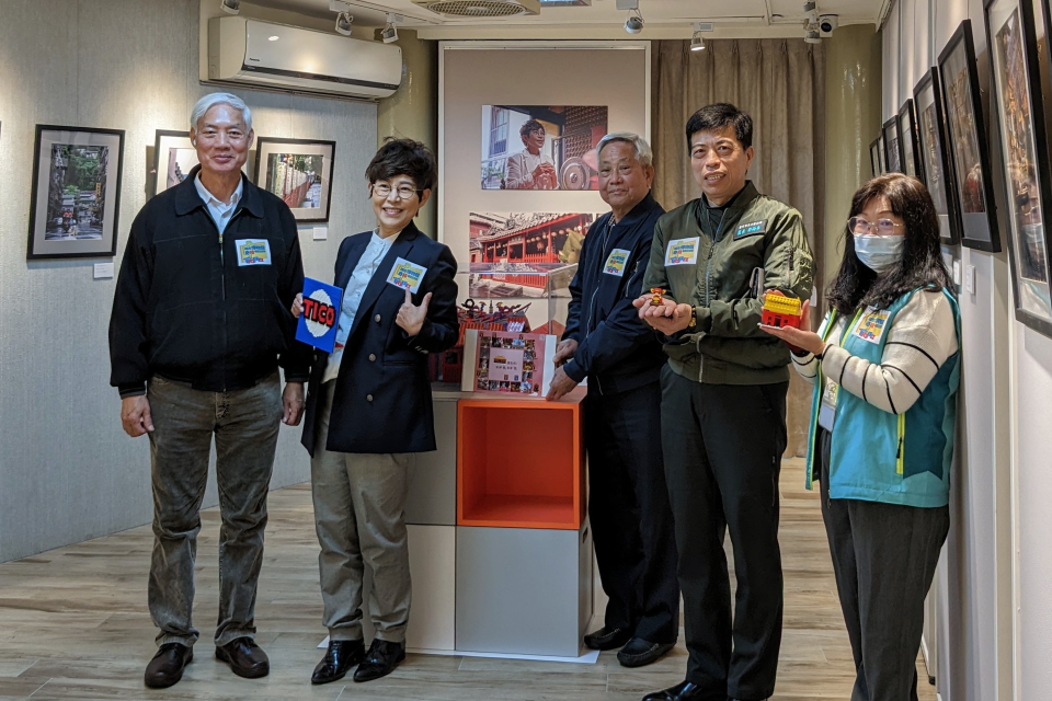 「城市博物館奇積」展出用微型積木復刻的景美集應廟