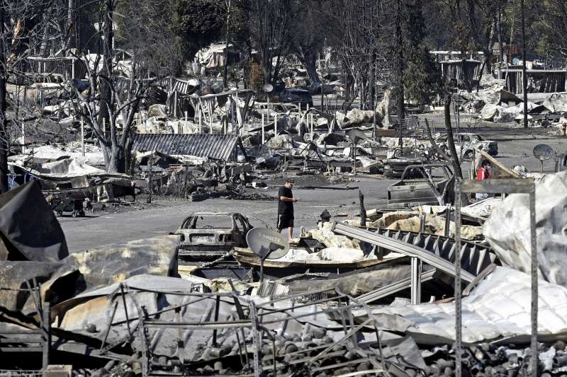 美國奧勒岡州大火蔓延，無數社區被整片燒成灰燼。（AP）