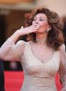 Cannes: Sophia Loren Wows Crowd With Glamour, Humor: `I Had A Pretty Good Career’