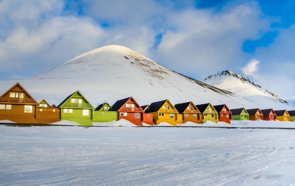 Houses in Longyearbyen, the capital of Svalbard (Shutterstock)