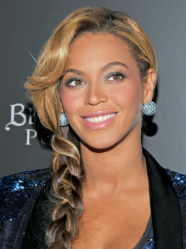 <div class="caption-credit"> Photo by: Getty Images</div><div class="caption-title">Beyonce</div>The queen of cool's braid is the perfect complement to her sparkly outfit - and it's surprisingly no-fuss. To recreate, part hair slightly off-center, and tease for added texture. Use hair spray for hold, and make a loose braid over one shoulder. "They key with the braid is to start very low so it doesn't bump out," says Palacios. <br> <br> <b>More from REDBOOK:</b> <br> <ul> <li> <a rel="nofollow noopener" href="http://www.redbookmag.com/beauty-fashion/tips-advice/winter-accessories?link=rel&dom=yah_life&src=syn&con=blog_redbook&mag=rbk" target="_blank" data-ylk="slk:100 Cute, Affordable Winter Accessories;elm:context_link;itc:0;sec:content-canvas" class="link "><b>100 Cute, Affordable Winter Accessories</b></a> </li> <li> <a rel="nofollow noopener" href="http://www.redbookmag.com/beauty-fashion/tips-advice/celebrity-makeup-looks?link=rel&dom=yah_life&src=syn&con=blog_redbook&mag=rbk" target="_blank" data-ylk="slk:The 50 Most Iconic Beauty Looks of All Time;elm:context_link;itc:0;sec:content-canvas" class="link "><b>The 50 Most Iconic Beauty Looks of All Time</b></a> </li> </ul>