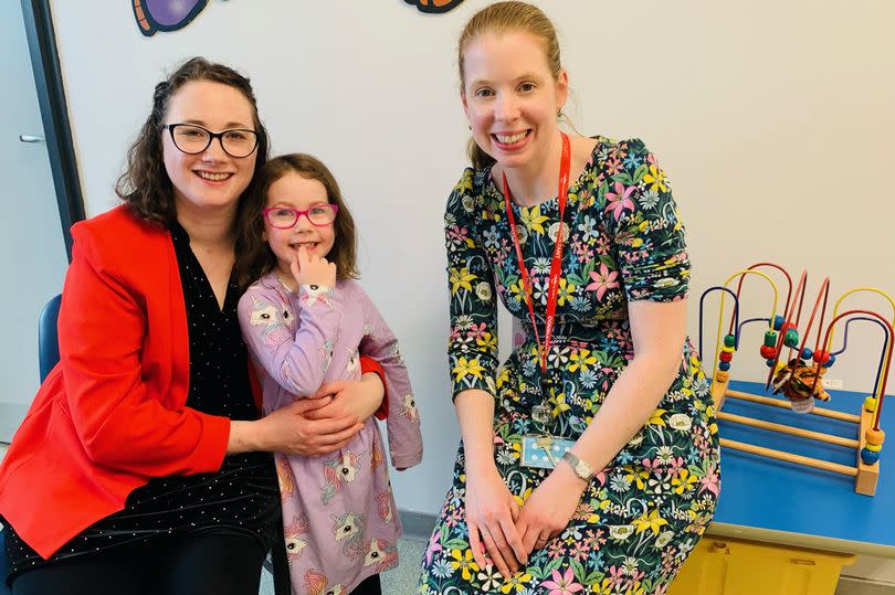 L-R Cecily Smith Nesbitt with daughter Seren and Lead Consultant for Paediatric Allergy Service Dr Katy McConnell.