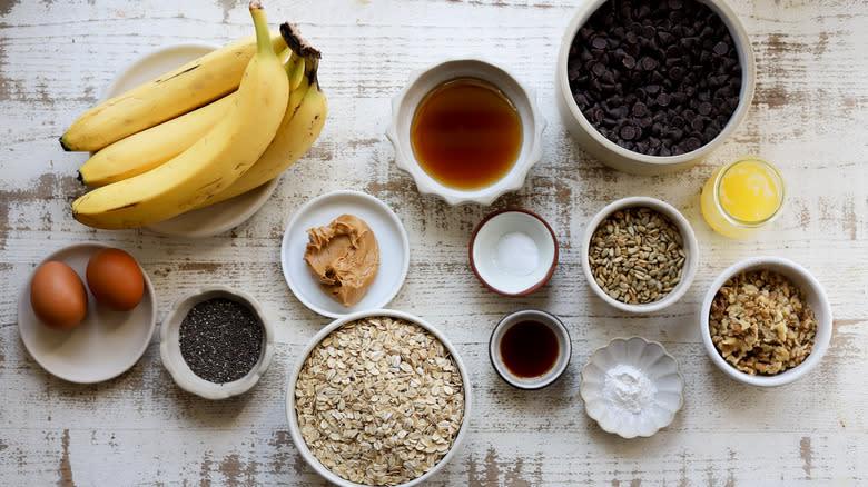 Ingredients for banana baked oatmeal