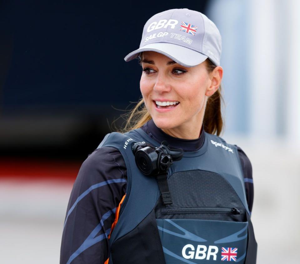 kate middleton dressed in team gb attire after sailing in plymouth