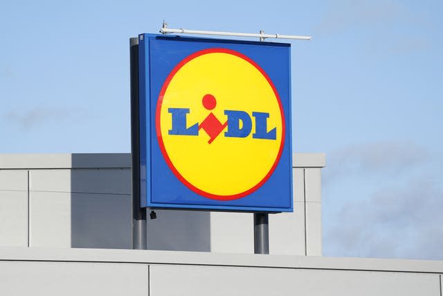 Every Lidl helps! Discount supermarket wins High Court claim that Tesco  ripped off its yellow logo