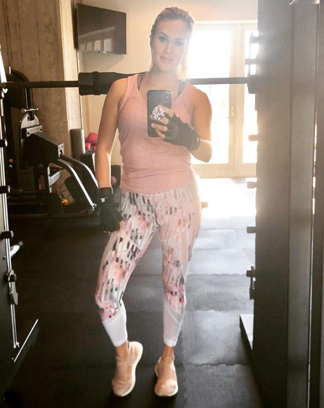 Carrie Underwood's skintight workout fashion sparks fan outpouring