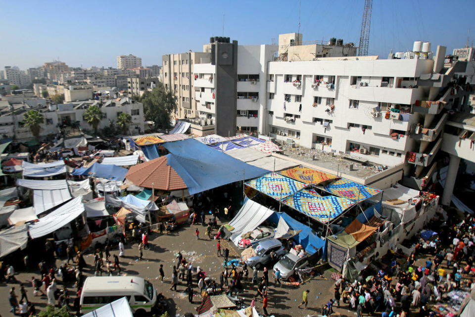 Une vue aérienne de l'hôpital al-Chifa, à Gaza.  - Credit:BASHAR TALEB / AFP