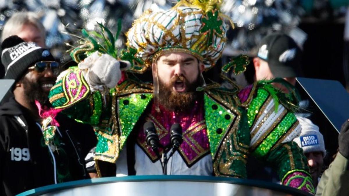 WATCH: Eagles' Jason Kelce fires up Philly fans with epic Super Bowl parade  speech - WTOP News