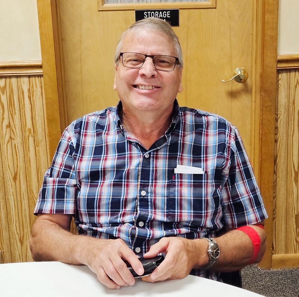 Gerry Groskreutz of Chatsworth reached a milestone with his blood donation in October. His donation put him at 27 gallons. Jim Yoder of Forrest reached 30 gallons in September.