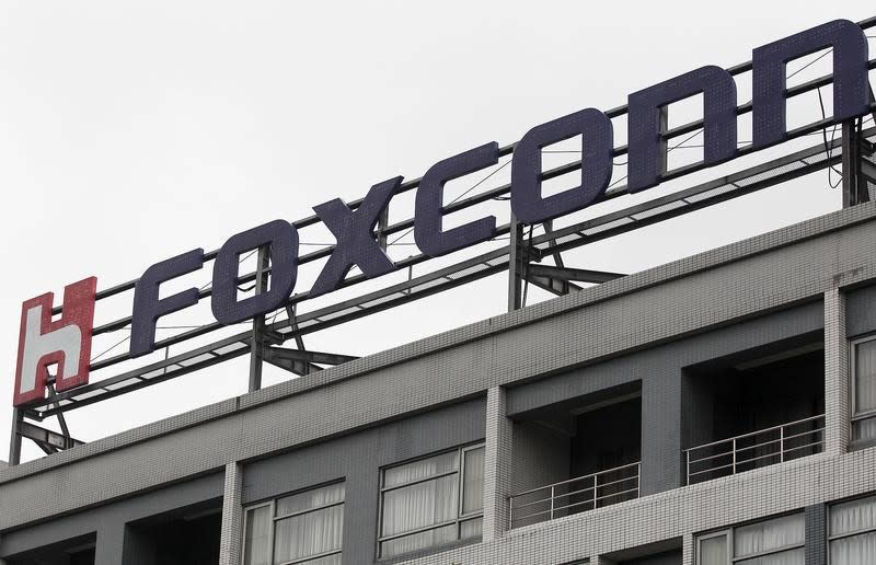 <p><span><b>3. Foxconn<br></b>* Revenue: $132.07 Billion<br>* Number of Employees: 1,290,000<br>* Foxconn Technology Group is a Taiwanese multinational electronics contract manufacturing company. It is the world's largest electronics contractor manufacturer and the third-largest information technology company by revenue. Foxconn has been involved in several controversies relating to how it manages employees in China, where it is the largest private employer, because of a grim history of suicides at its factories. In January 2012, about 150 Foxconn employees threatened to commit mass suicide in protest of their working conditions.<br></span></p>