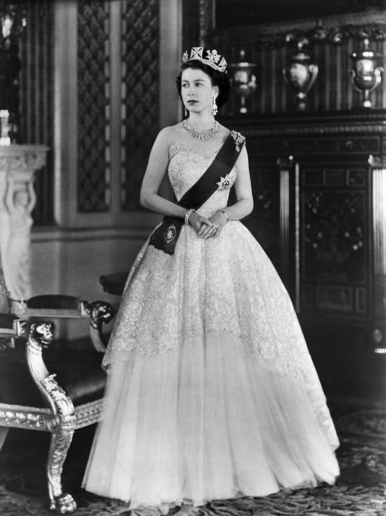 Elisabeth II. von GB/ zum 27. Geburtstag (Ullstein Bild / Getty Images)