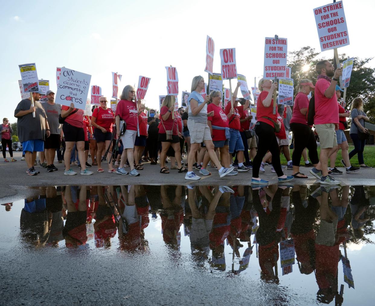 August 22, 2022; Columbus, Ohio, USA;  Columbus Education Association members picketed at the district's Southland Center during an emergency meeting of the Board of Education on Monday evening.The Columbus Education Association announced Sunday night that more than 94% of members voted to reject the Columbus City school board's final contract offer. Classes were scheduled to start Wednesday. Mandatory Credit: Barbara J. Perenic/Columbus Dispatch