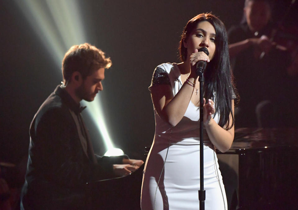 LOS ANGELES, CA - NOVEMBER 19:  Alessia Cara (L) and Zedd perform 'Stay' onstage during the 2017 American Music Awards at Microsoft Theater on November 19, 2017 in Los Angeles, California.  (Photo by Lester Cohen/WireImage)