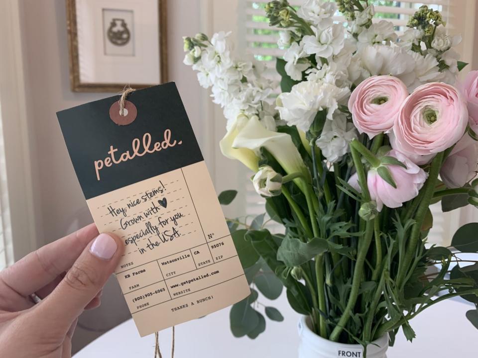 petalled-flower-subscription