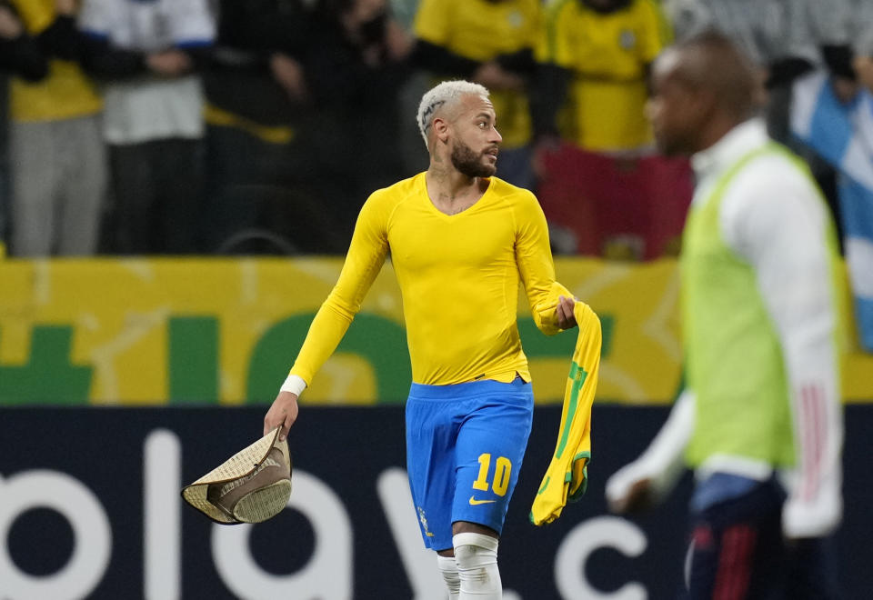 Brazil's Neymar leaves the field at the end of a qualifying soccer match against Colombia for the FIFA World Cup Qatar 2022 at Neo Quimica Arena stadium in Sao Paulo, Brazil, Thursday, Nov.11, 2021. Brazil won 1-0. (AP Photo/Andre Penner)