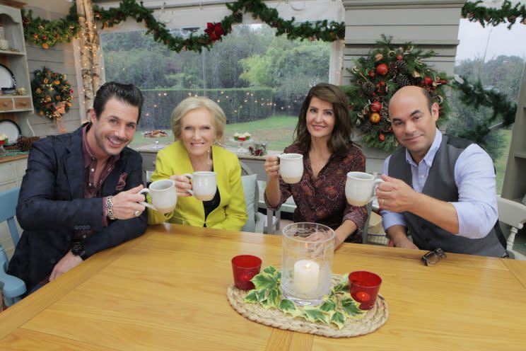 Johnny Luzzini, Mary Berry, Nia Vardalos, and Ian Gomez (Credit: Mark Bourdillion/ABC)