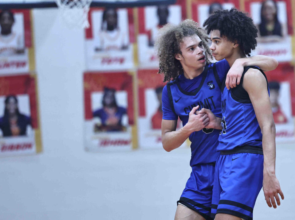 Cayleb Walters(3) and L.J. Stocks have led Summit Country Day to a share of the MVC-Scarlet championship.