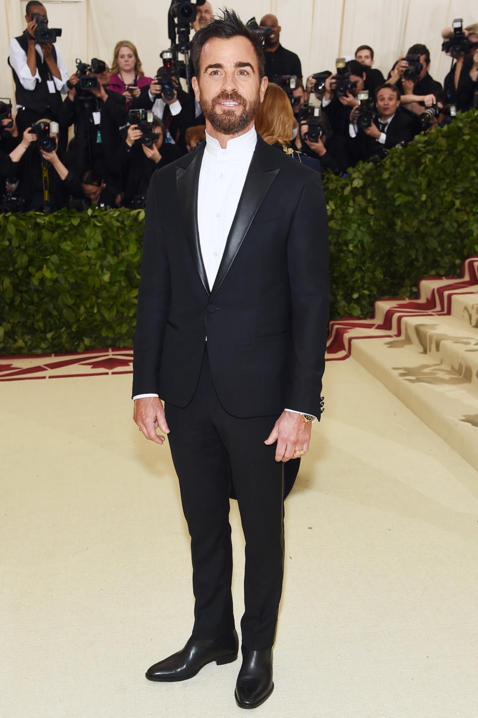 Justin Theroux 
 in Louis Vuitton