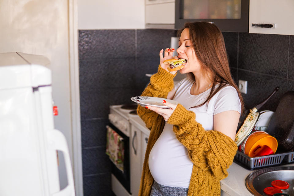 La dieta desempeña un papel crucial dentro del complejo rompecabezas que constituye la fertilidad femenina. Foto: Getty Images. 