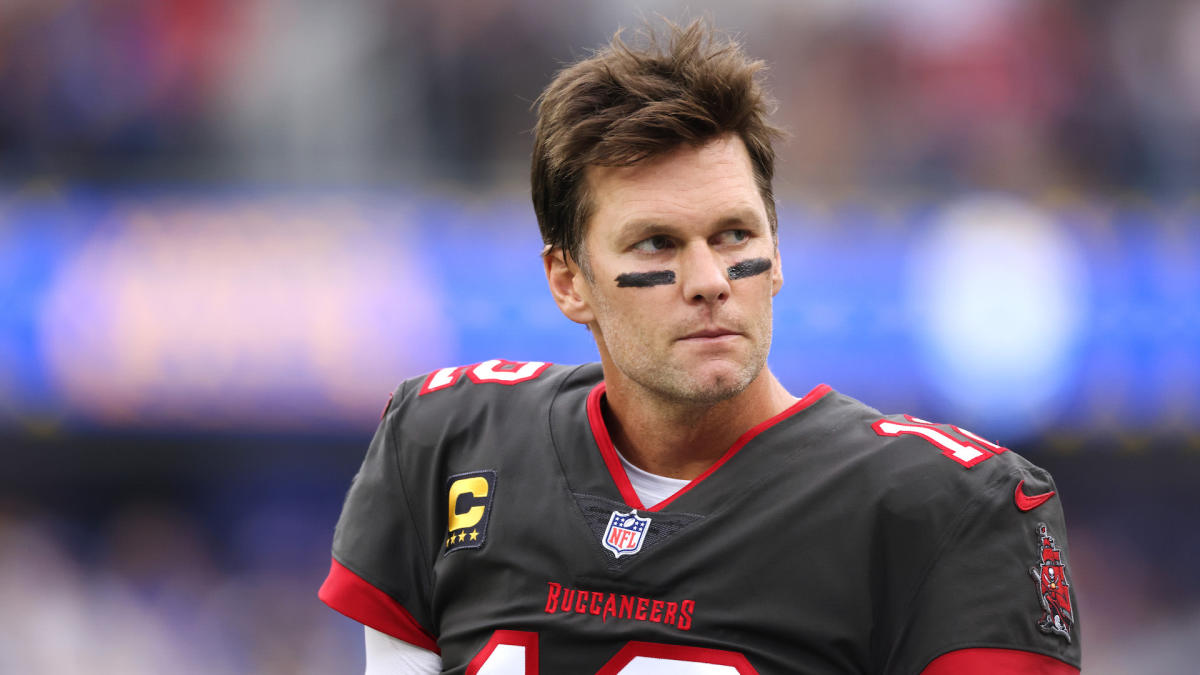 Tom Brady reportedly reworking Bucs deal, may play beyond 45