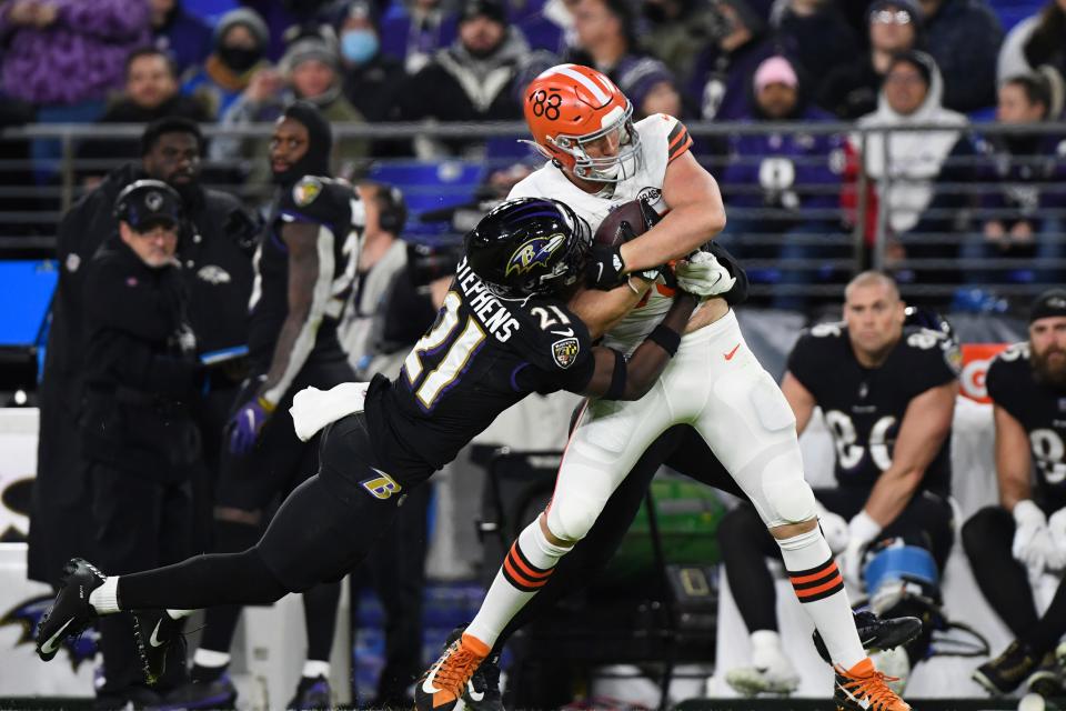 Cleveland Browns tight end Harrison Bryant (88) runs the ball against Baltimore Ravens cornerback Brandon Stephens (21) during the second quarteran NFL football game, Sunday, Nov. 28, 2021, in Baltimore. (AP Photo/Terrance Williams)