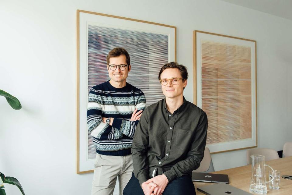 Maximilian Eber (l.) und Maik Taro Wehmeyer haben zusammen an der Elite-Uni Harvard studiert und dann Taktile gegründet. - Copyright: Taktile