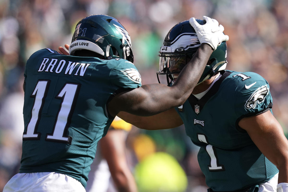 Eagles vs. Texans final score, results: Jalen Hurts, Philadelphia stay  perfect with win over Houston