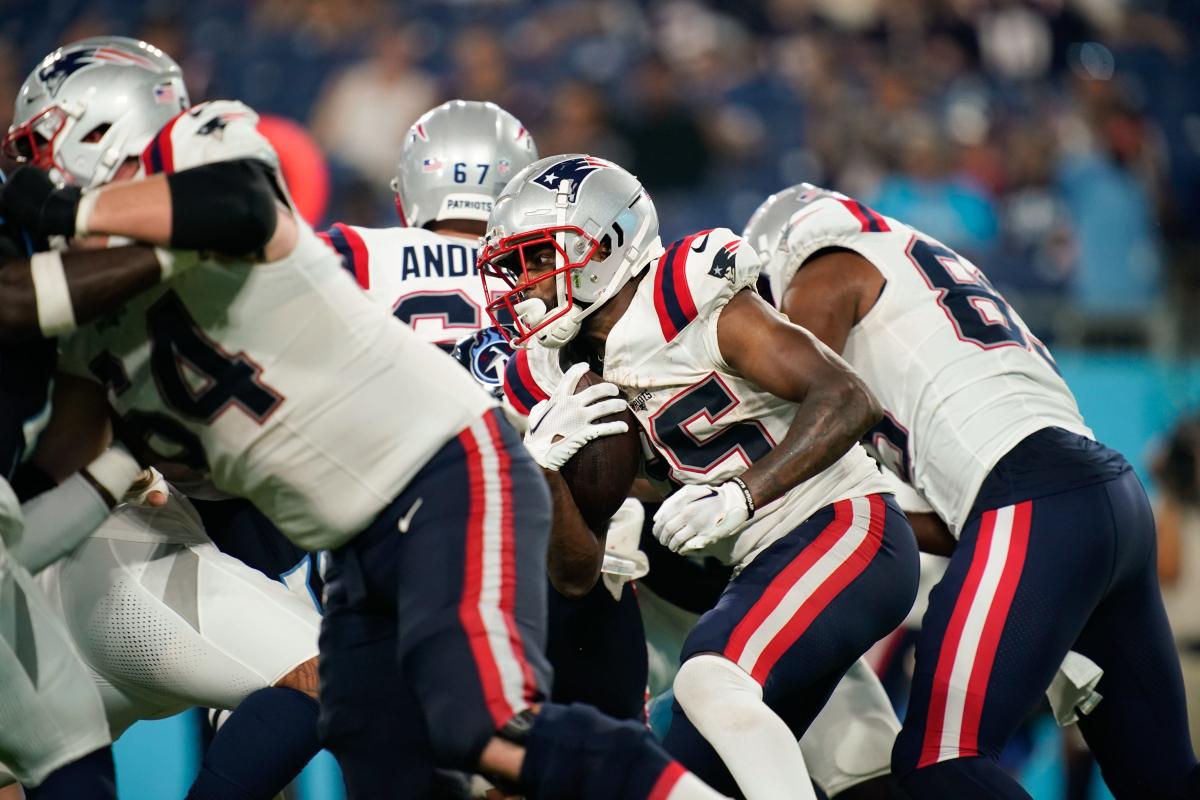 Patriots reportedly trade Pierre Strong Jr. to Browns for OT