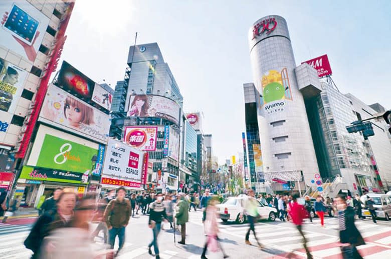 市場觀望弱日圓對振興日本經濟的效用有多大。