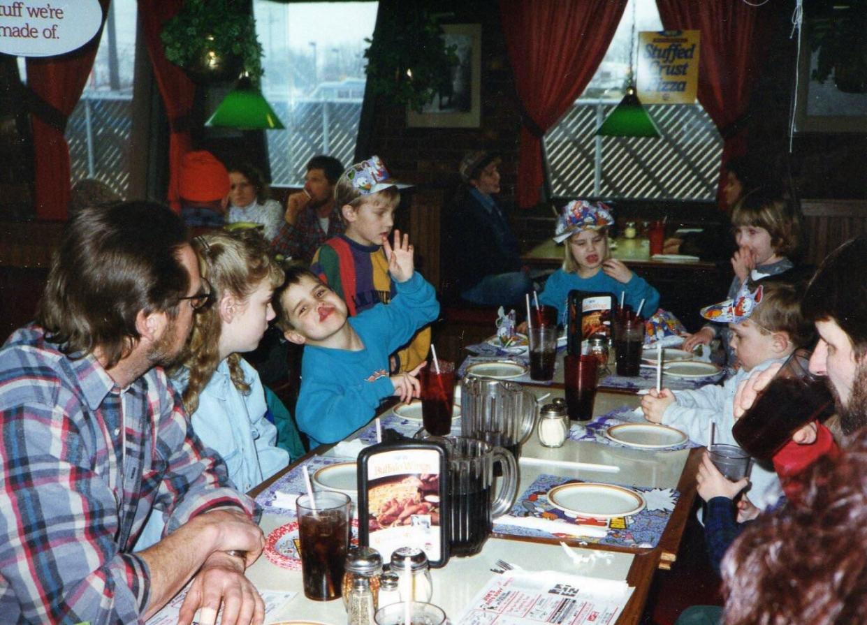 Birthday party at a Pizza Hut in the 1990s