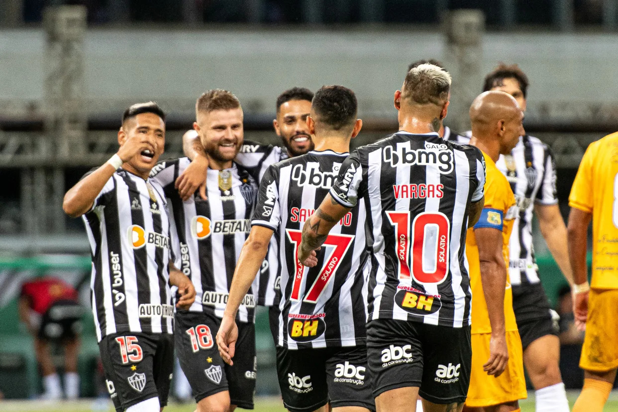 MG - Belo Horizonte - 20/04/2022 - COPA DO BRASIL 2022 ATLETICO-MG X BRASILIENSE - Sasha jogador do Atl&#xe9;tico-MG comemora seu gol durante partida contra o Brasiliense no estadio Mineirao pelo campeonato Copa do Brasil 2022. Foto: Alessandra Torres/AGIF